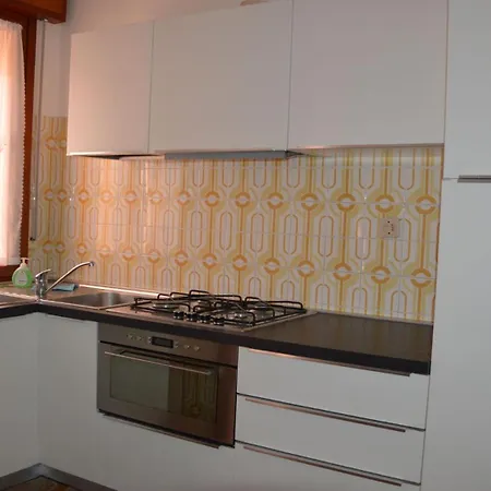 Comfortable 2 Bedroom - Beahost