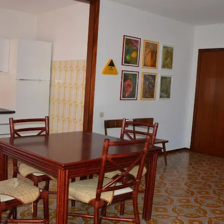 Comfortable 2 Bedroom - Beahost *